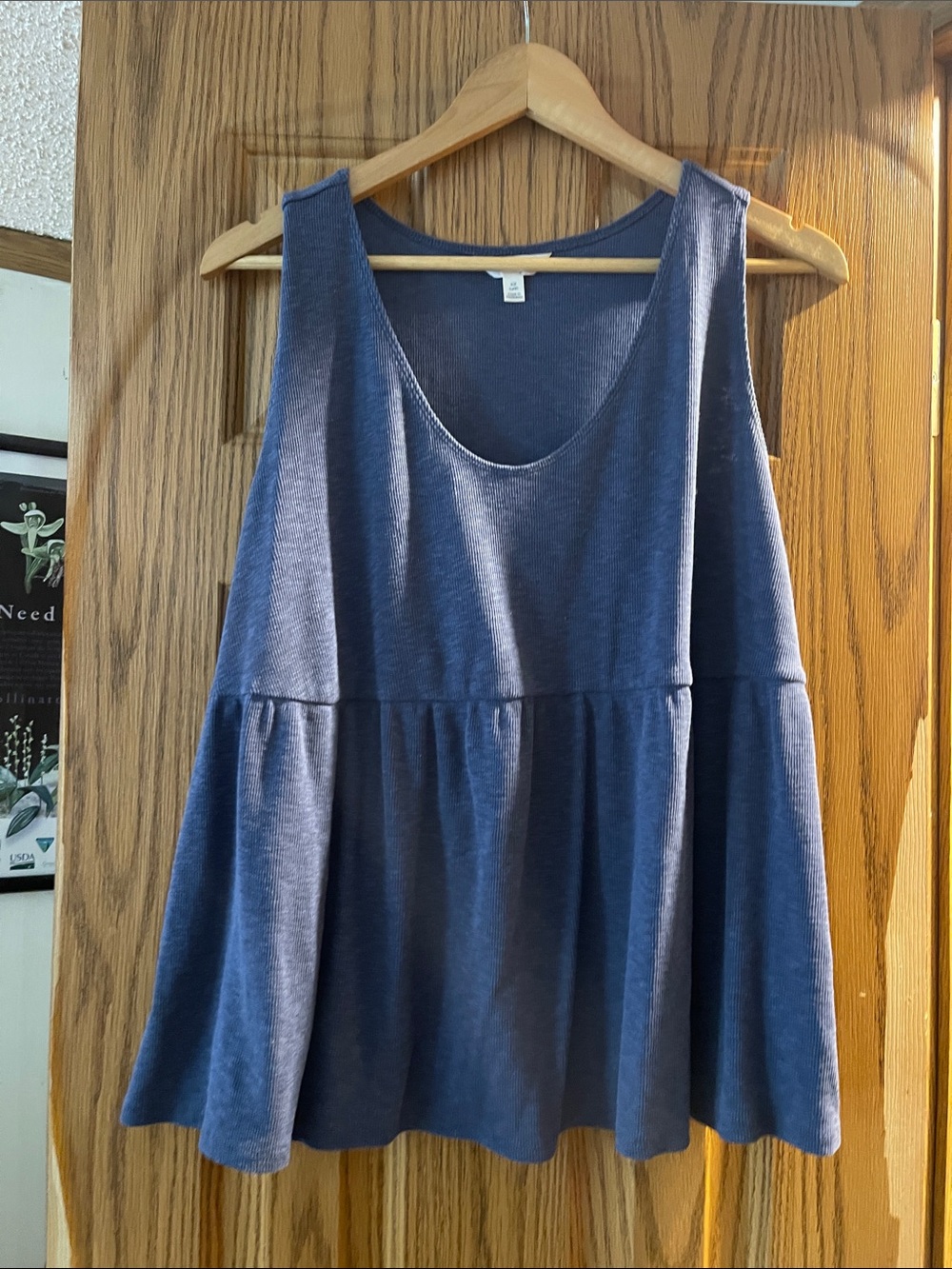 Terra & Sky Navy Scoop Neck Peplum Tank